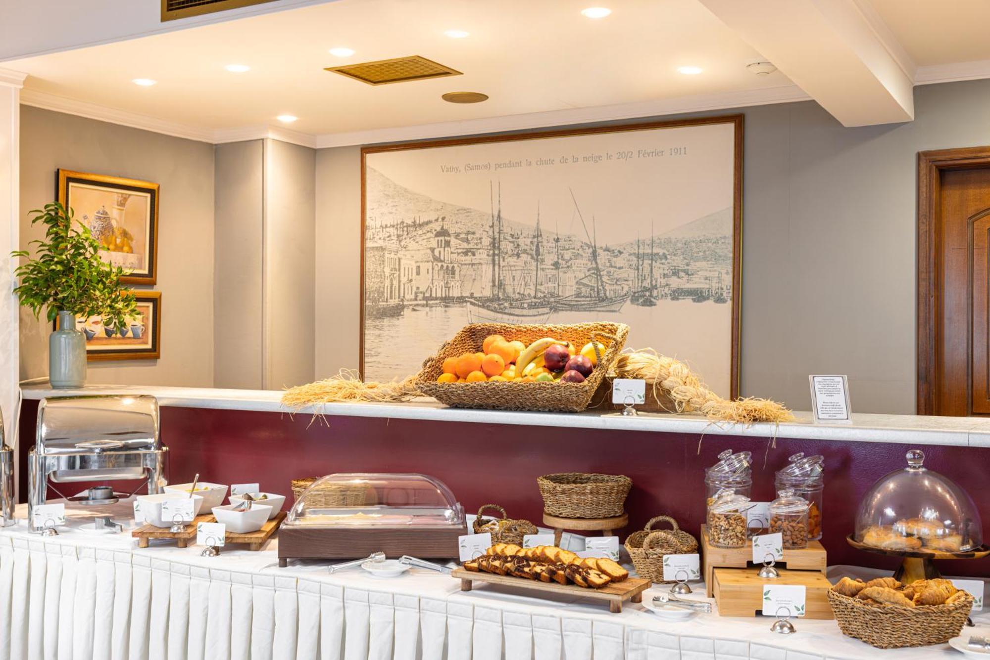 Aeolis Hotel Samos Town Bagian luar foto