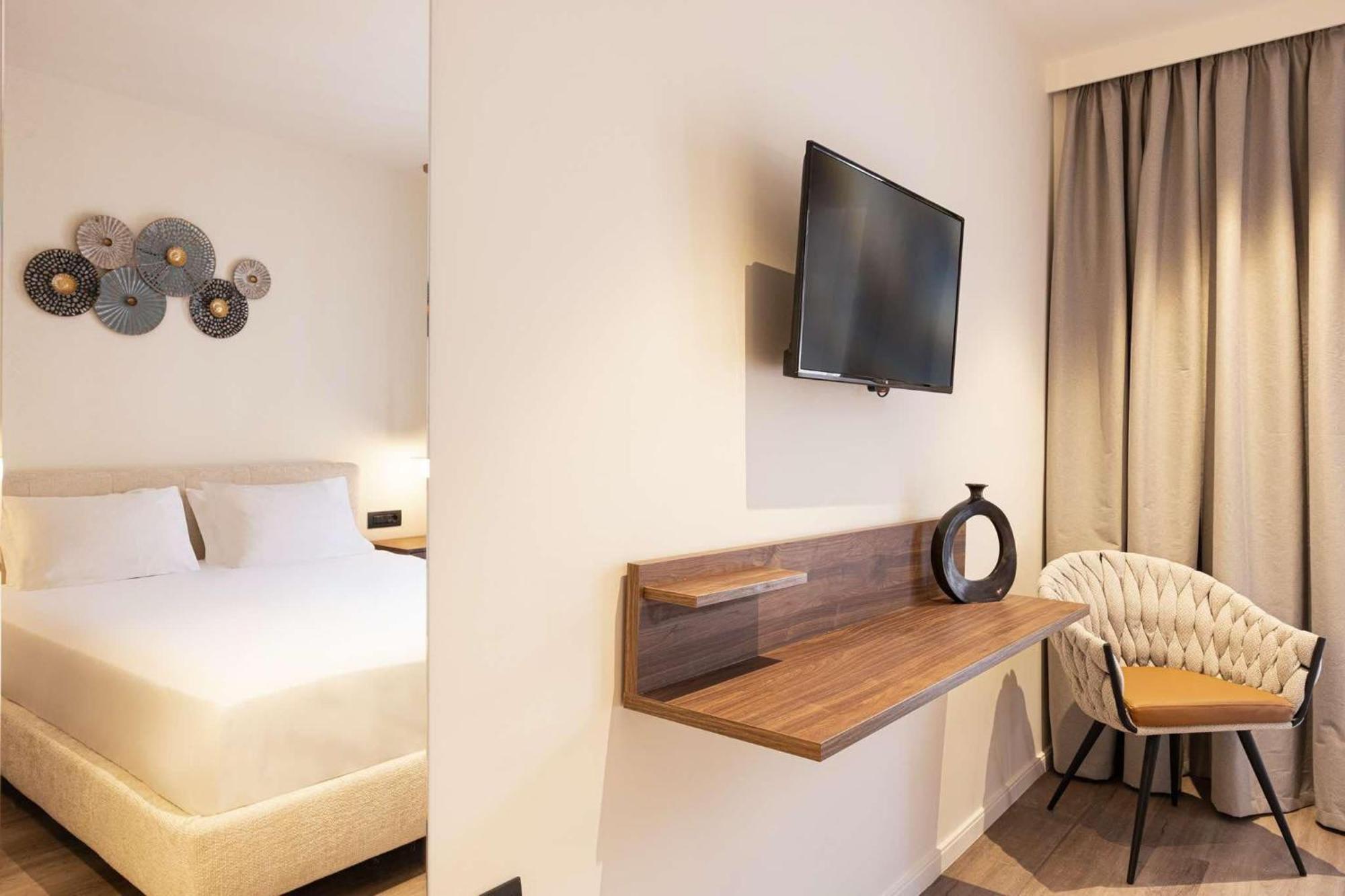 Aeolis Hotel Samos Town Bagian luar foto