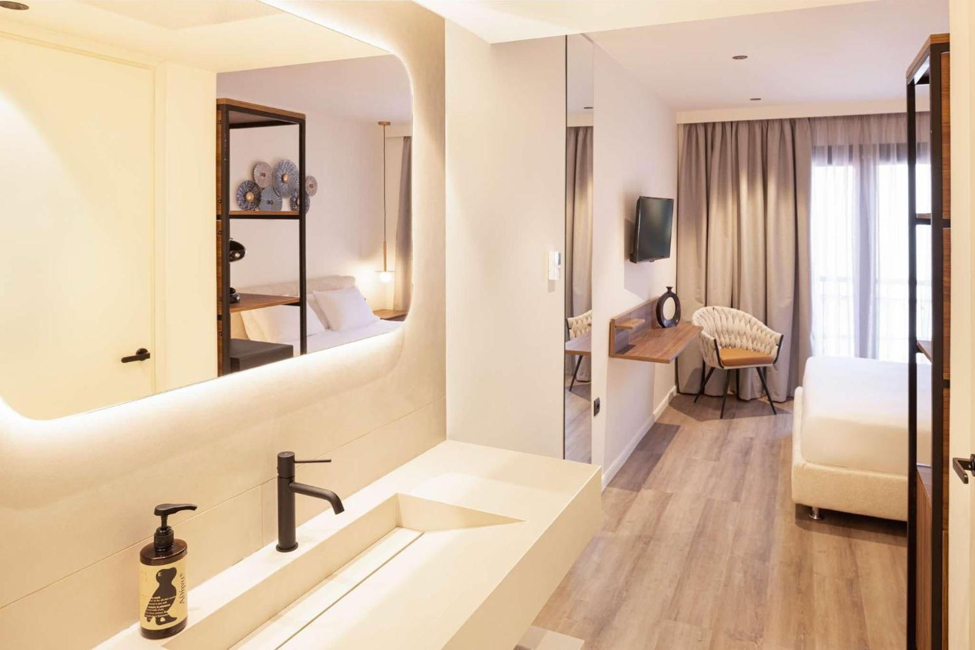 Aeolis Hotel Samos Town Bagian luar foto