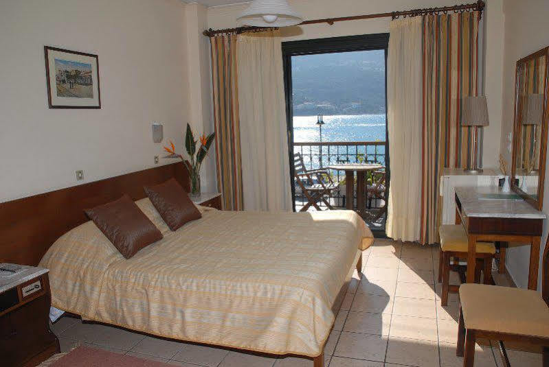 Aeolis Hotel Samos Town Bagian luar foto